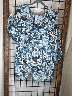 Pure Energy Navy and Light Blue Abstract V-Neck Tunic